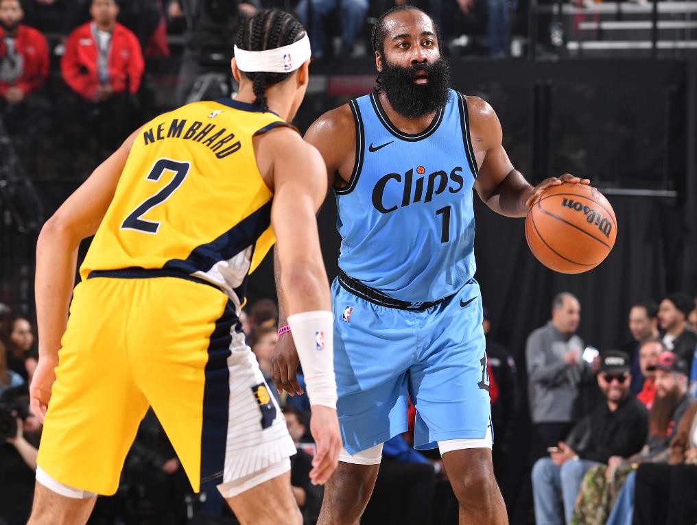 快船关键时刻失误不断，球队憾负对手，基本电子地址专业女人学校.